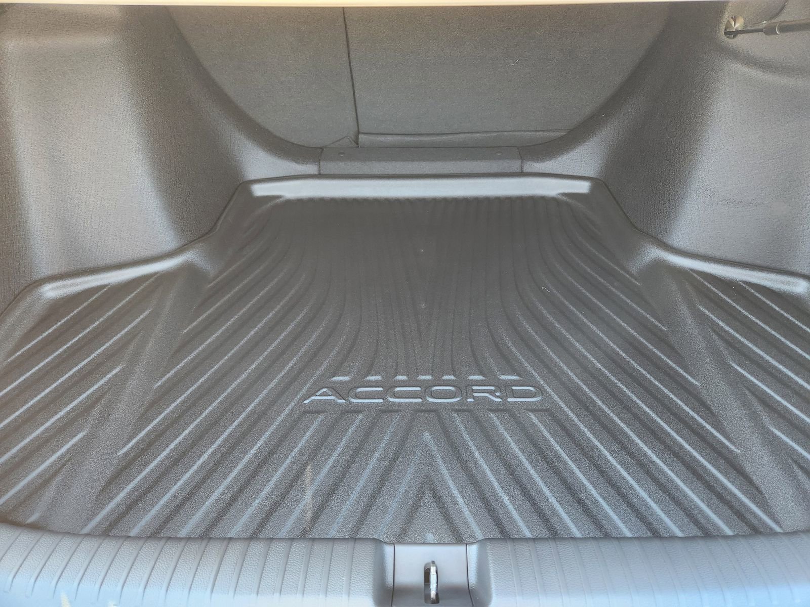 New 2025 Honda Accord EX-L image 30