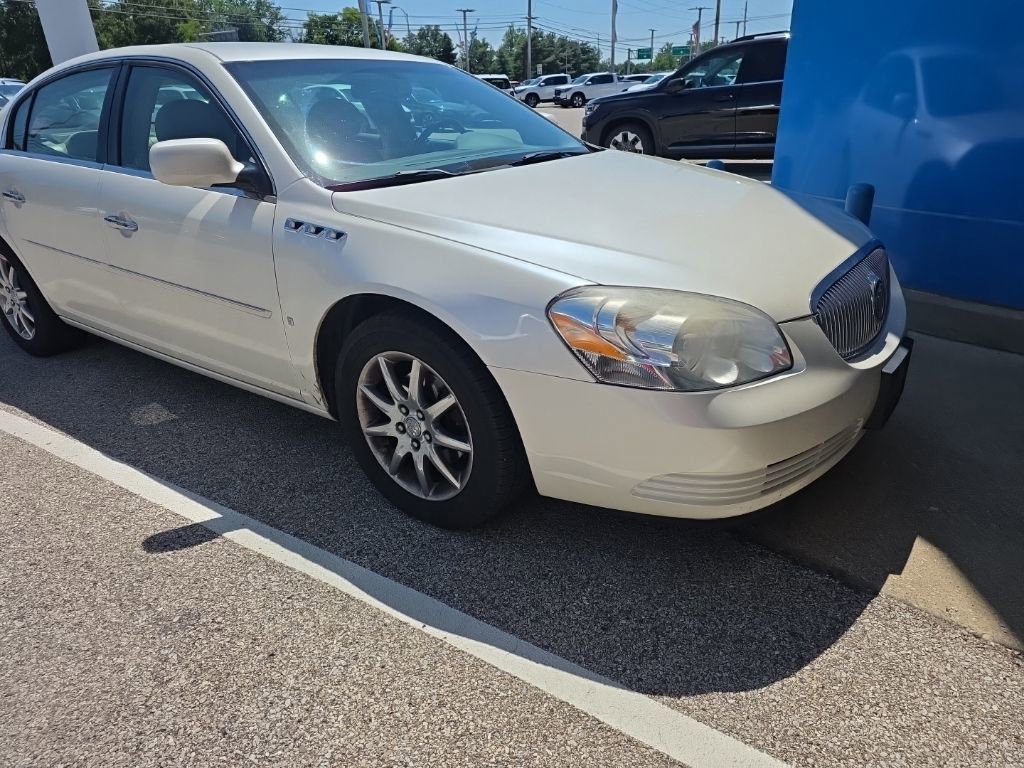Used 2008 Buick Lucerne CXL w/ Luxury Package FWD image 4