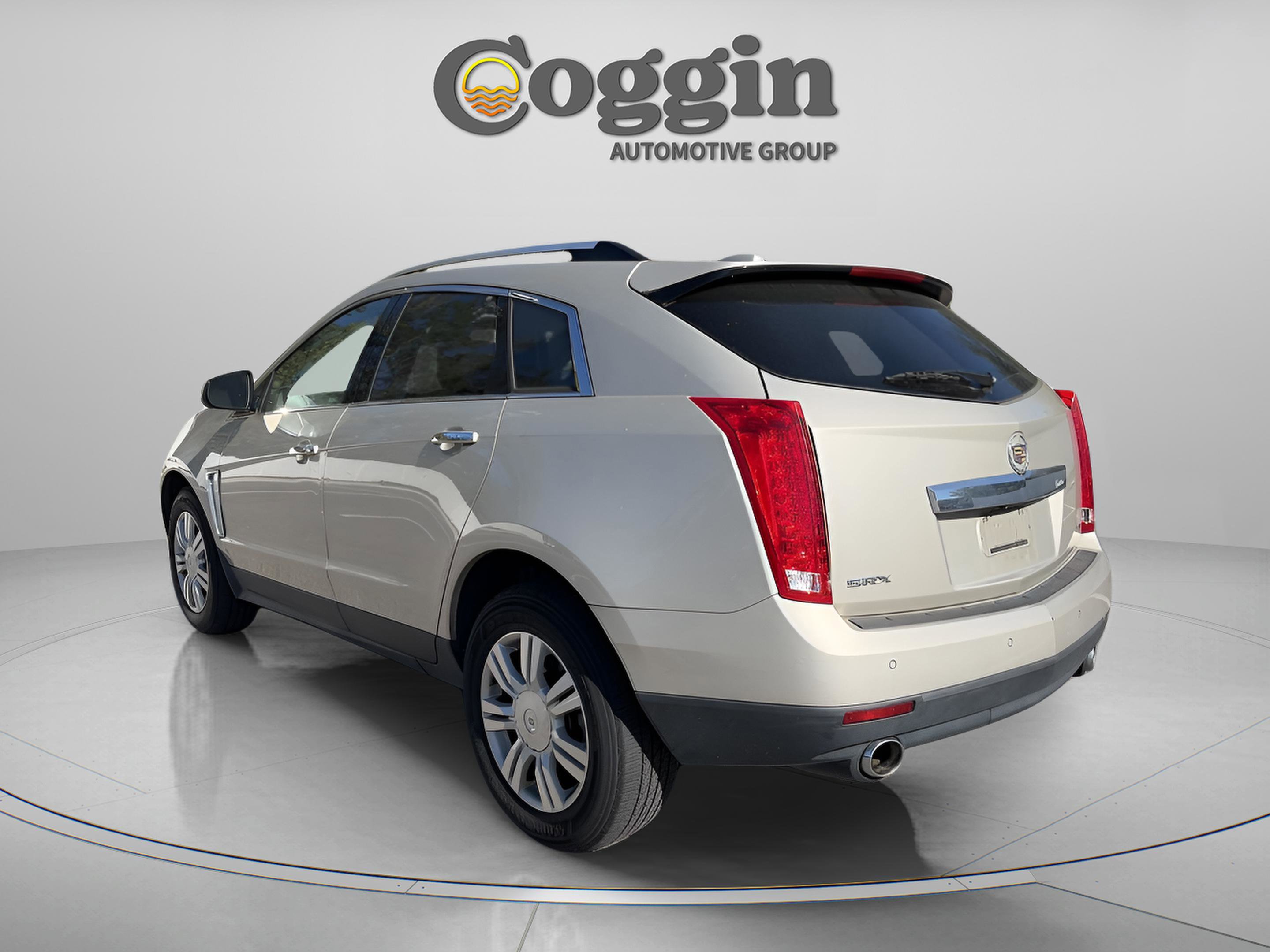 Used 2016 Cadillac SRX Luxury w/ Driver Awareness Package image 3