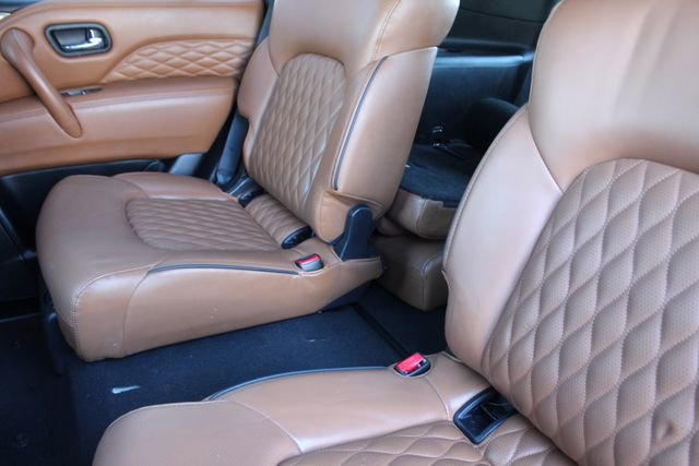 Used 2021 INFINITI QX80 Sensory w/ Cargo Package image 23