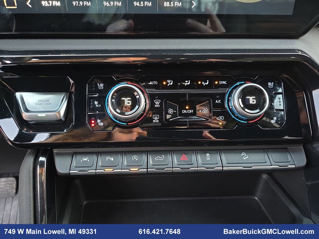 Used 2024 GMC Sierra 1500 AT4 w/ Technology Package image 20