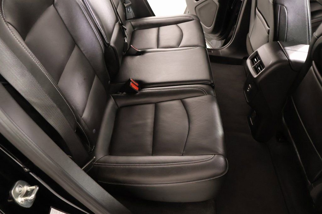 Used 2024 GMC Terrain SLT image 13