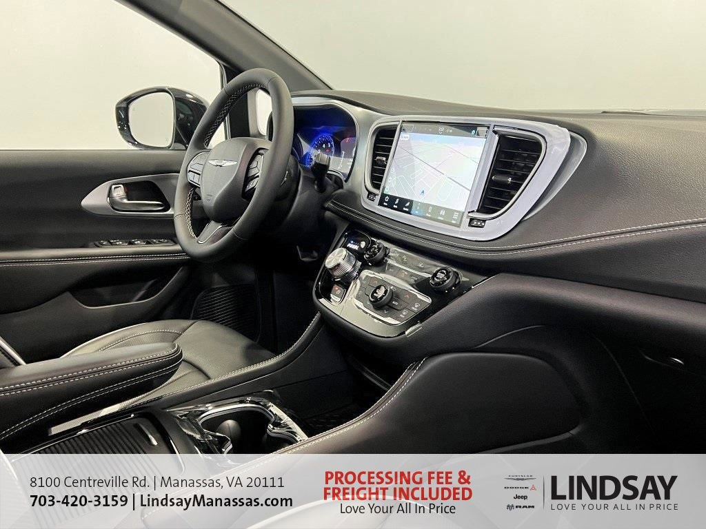 New 2026 Chrysler Pacifica Limited w/ S Appearance Package AWD/4WD image 14