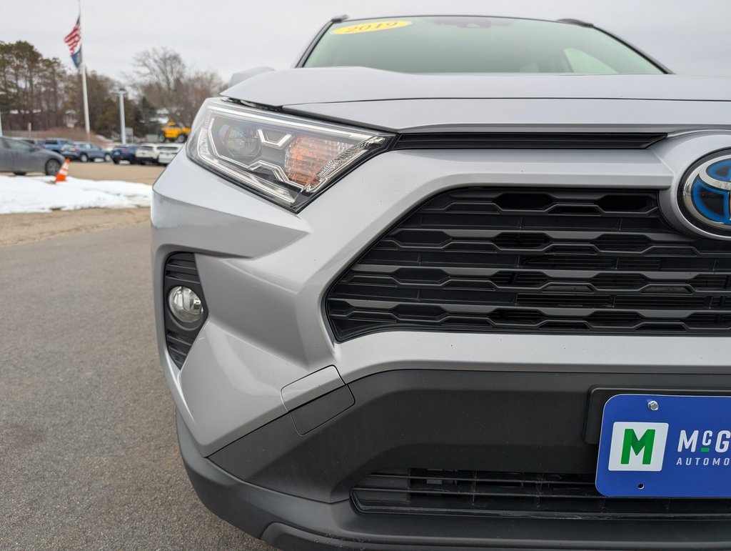 Used 2019 Toyota RAV4 XLE w/ Convenience Package image 9