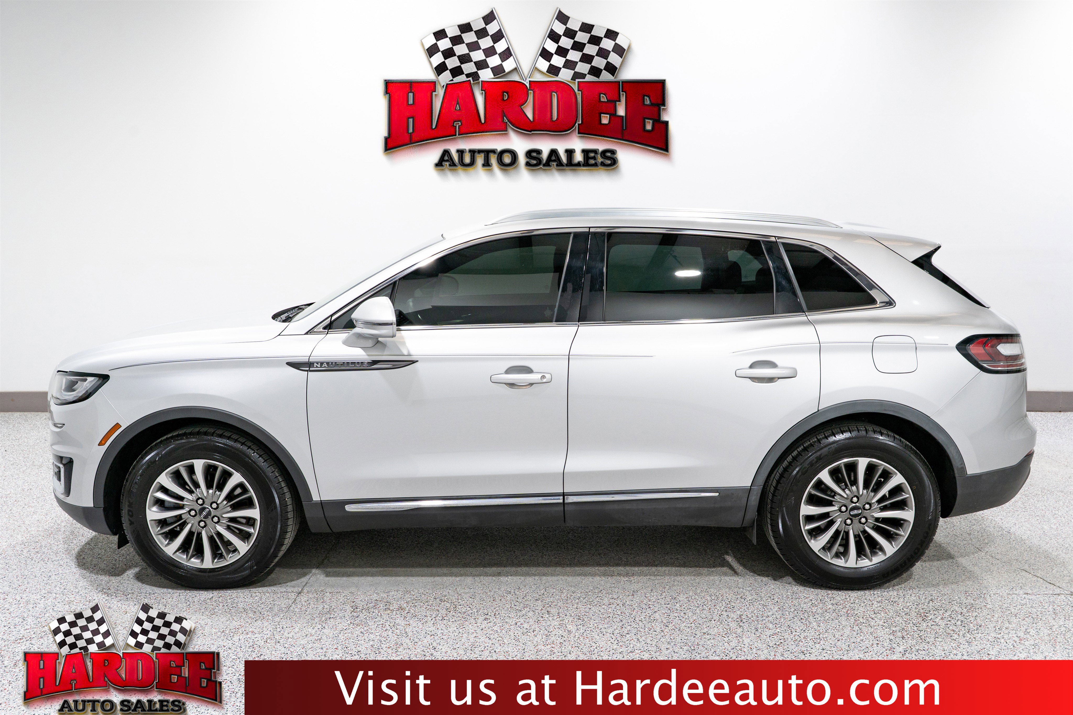 Used 2019 Lincoln Nautilus Select w/ Cargo Utility Package FWD image 1