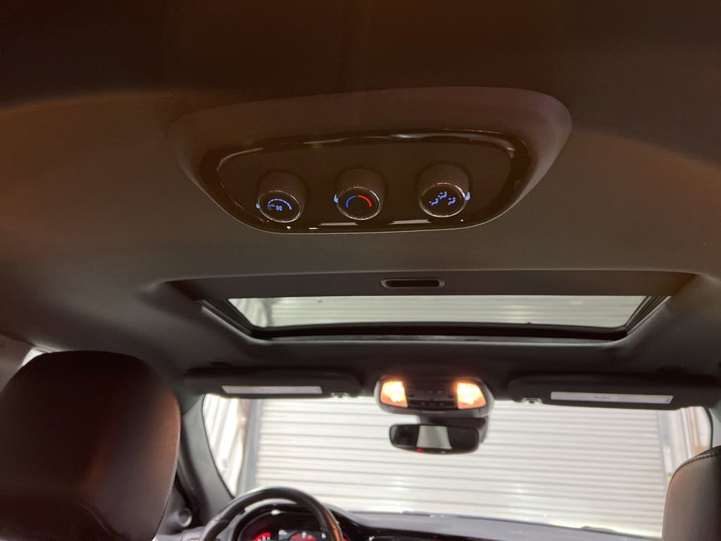 Used 2025 Dodge Durango GT image 17