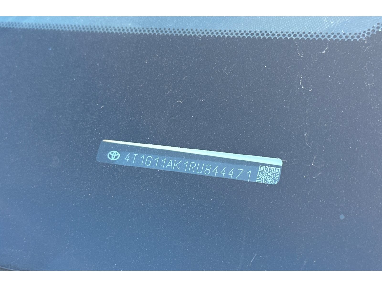 Used 2024 Toyota Camry SE FWD image 8