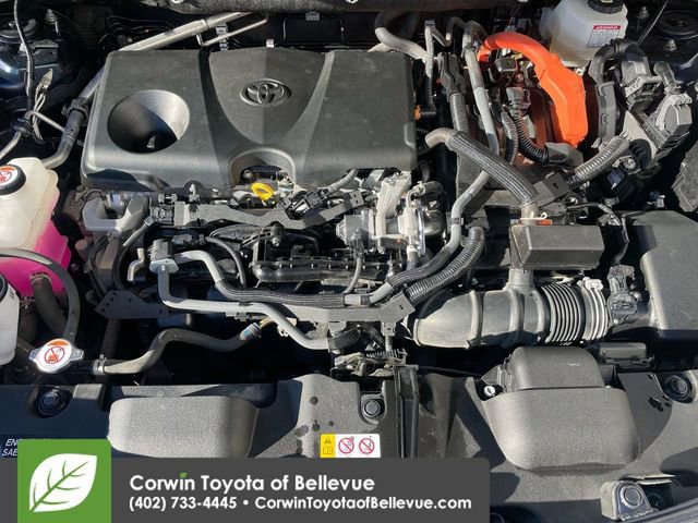 Certified 2022 Toyota Venza LE image 14