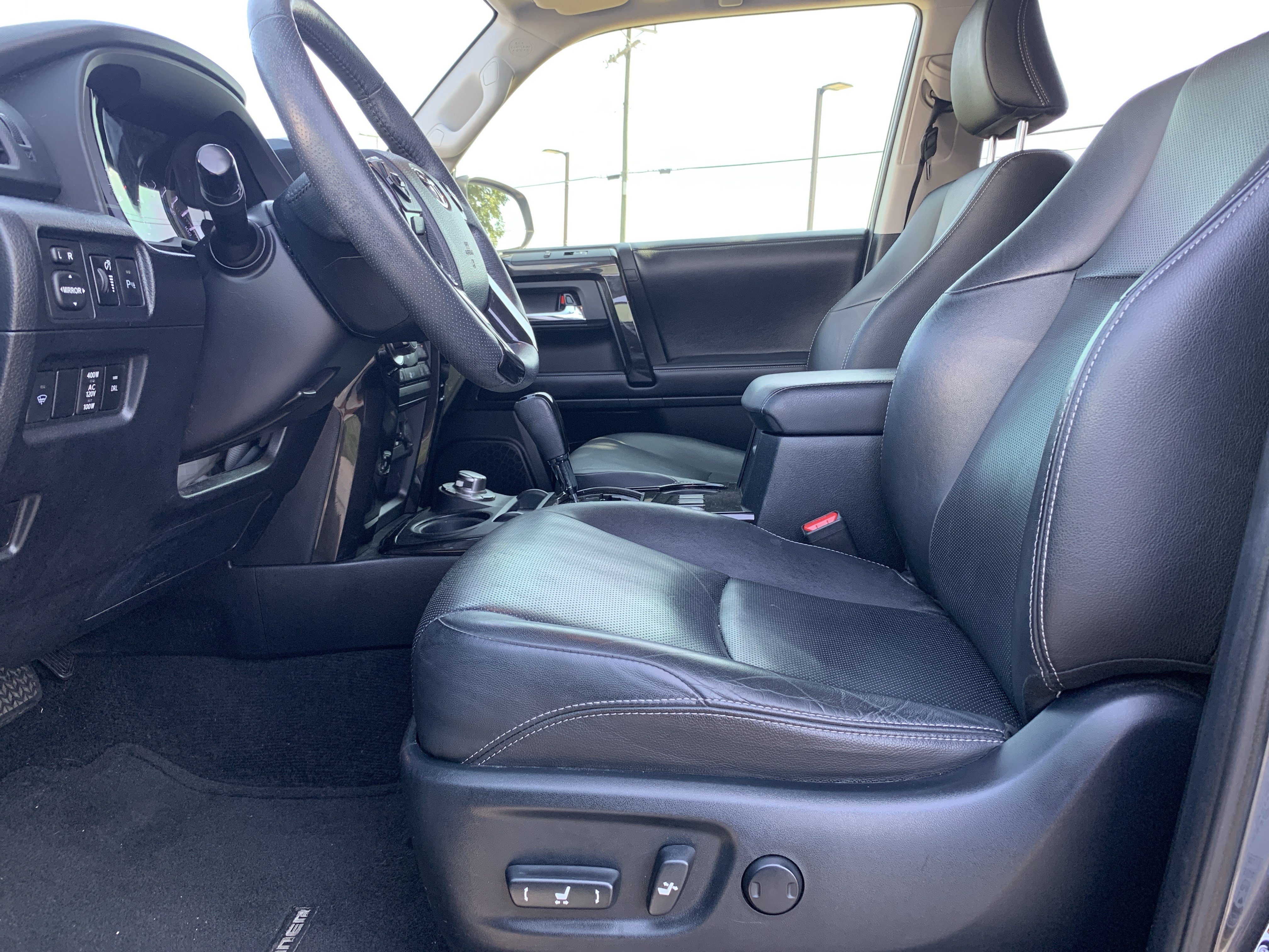 Used 2019 Toyota 4Runner Limited AWD/4WD image 16
