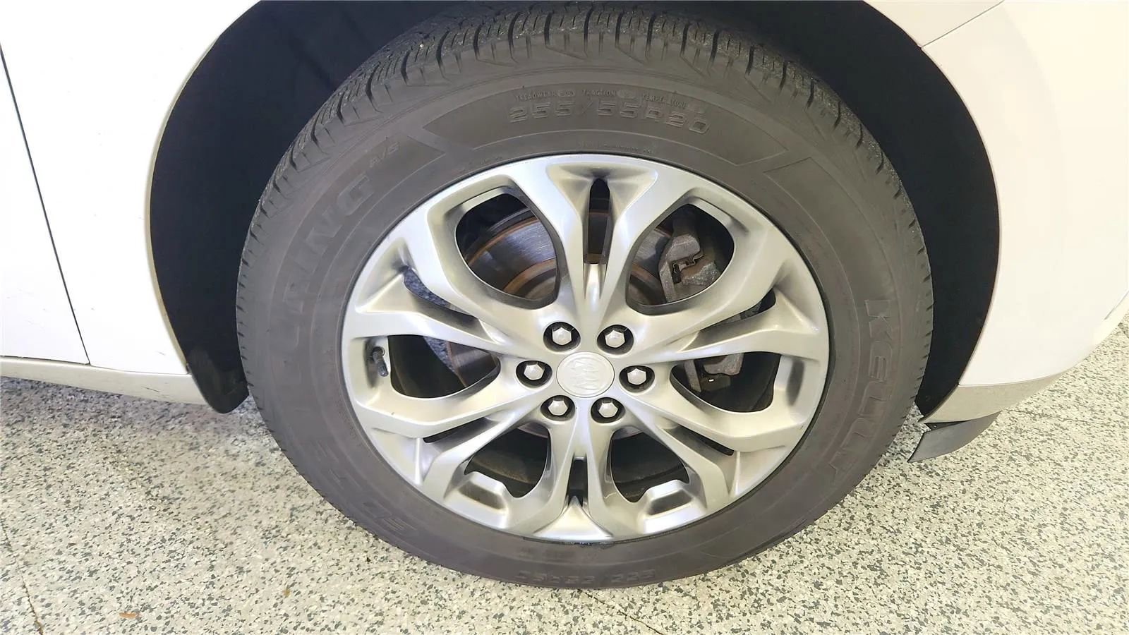 Used 2018 Buick Enclave Avenir w/ Avenir Technology Package image 13