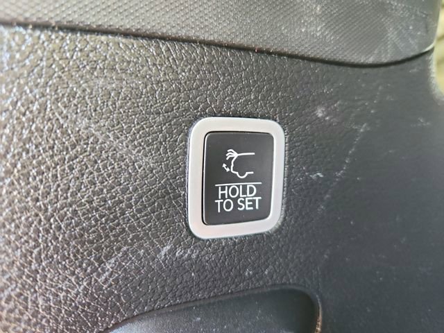 Used 2024 Jeep Wagoneer Series II AWD/4WD image 44
