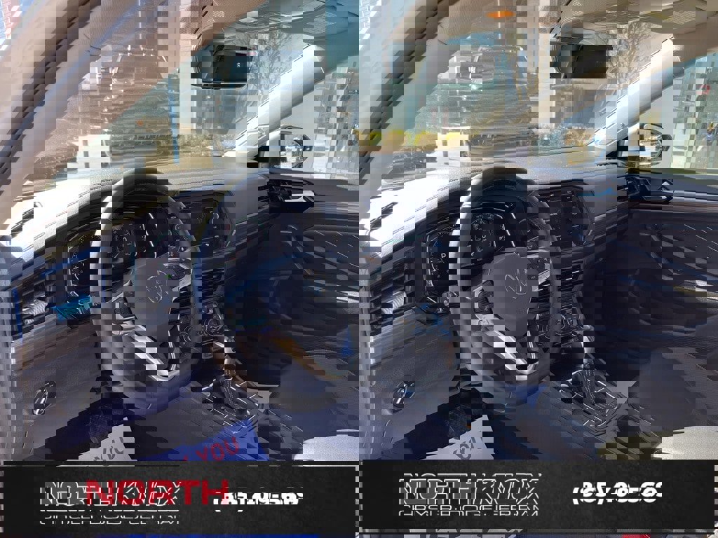 Used 2024 Volkswagen Jetta SEL image 6