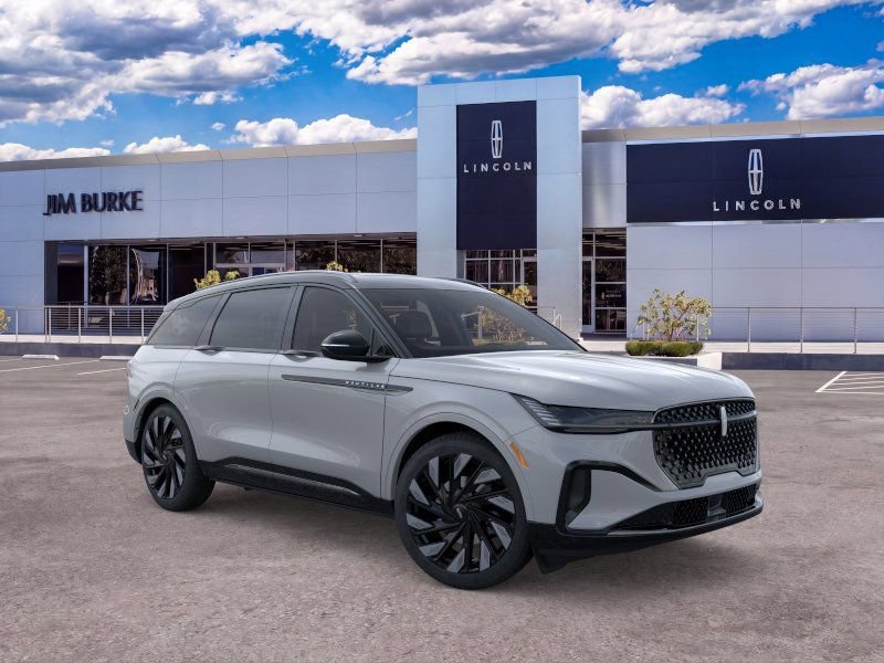 New 2026 Lincoln Nautilus Reserve w/ Jet Appearance Package AWD/4WD image 7