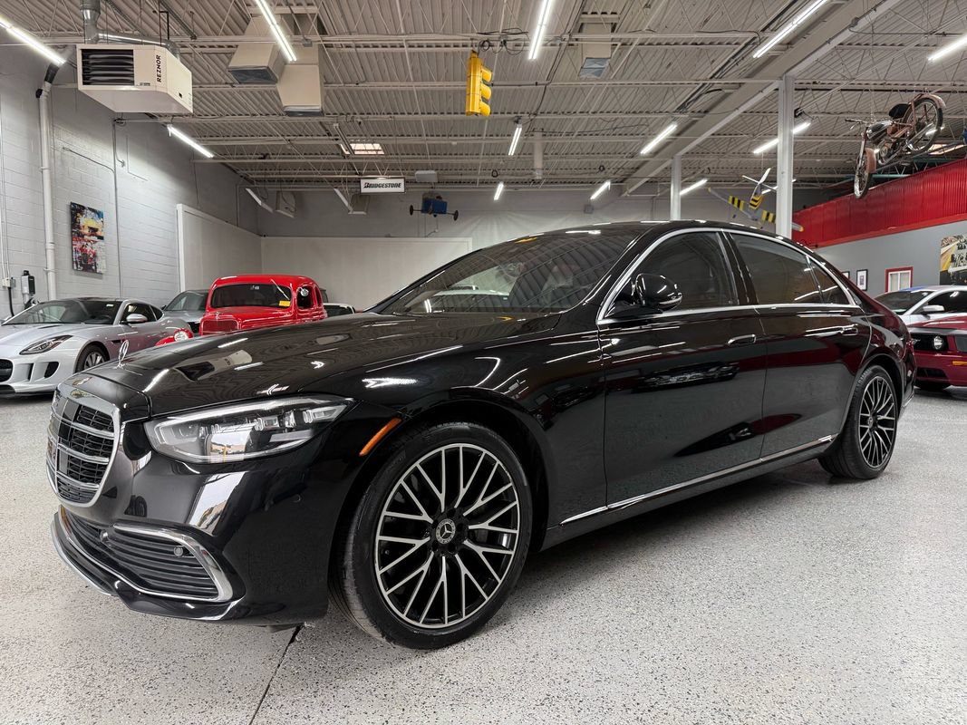Used 2022 Mercedes-Benz S 580 4MATIC Sedan image 1