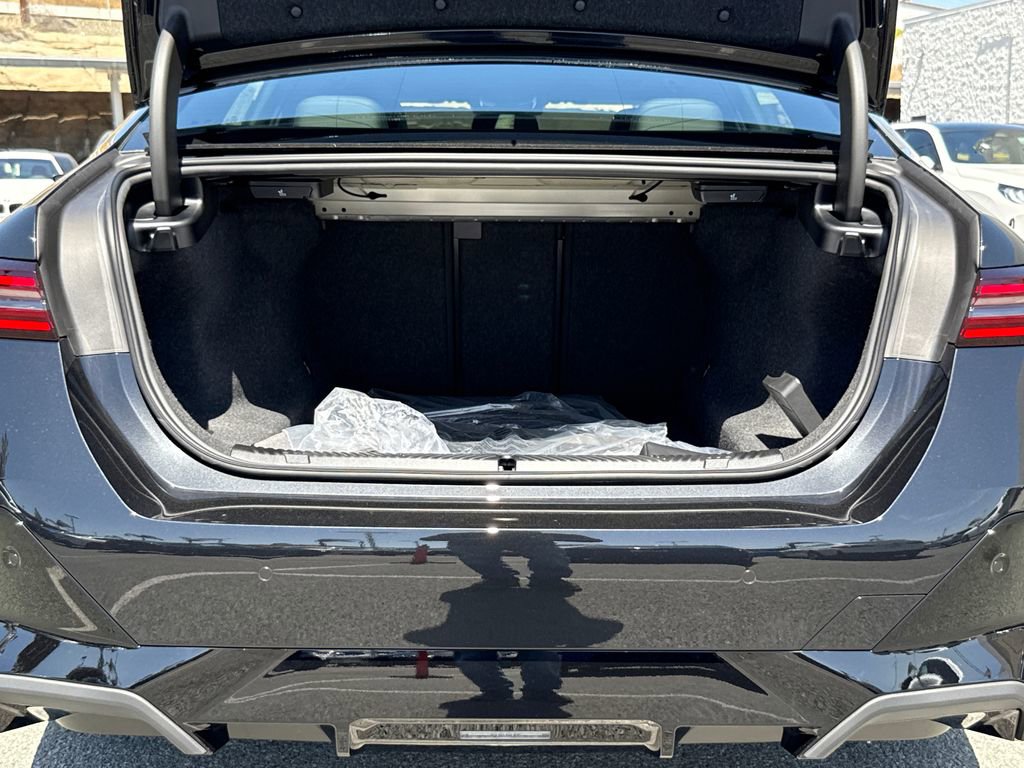 New 2026 BMW 530i w/ M Sport Package image 9