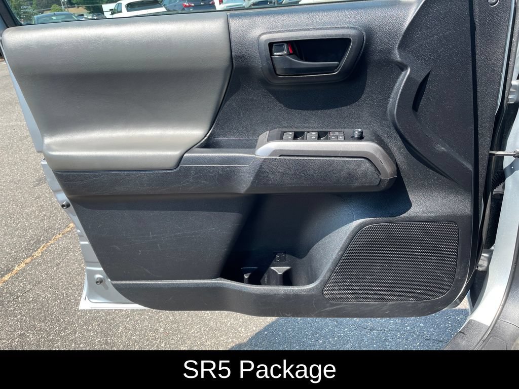 Used 2023 Toyota Tacoma SR5 AWD/4WD image 13