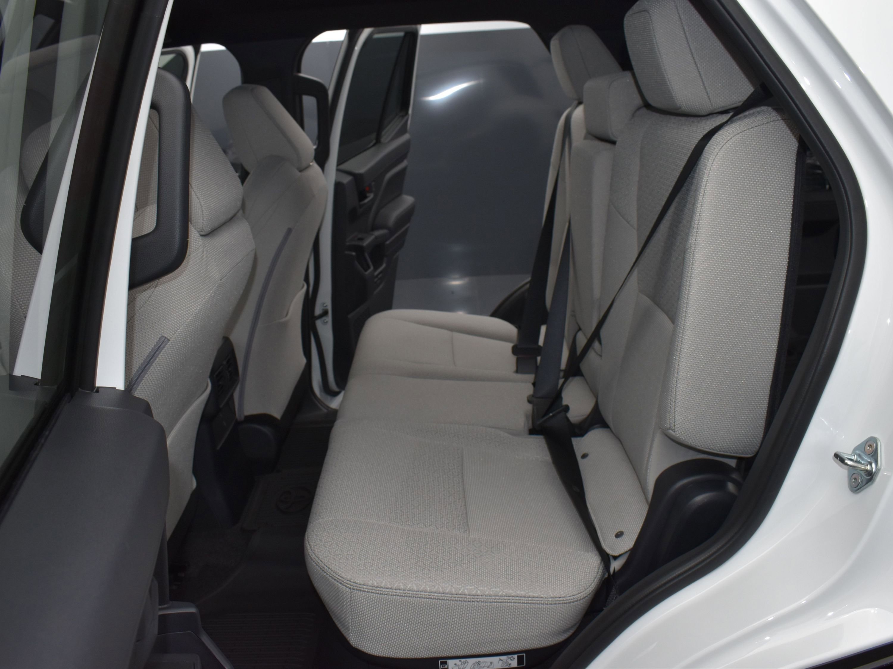 Used 2025 Toyota 4Runner SR5 AWD/4WD image 22