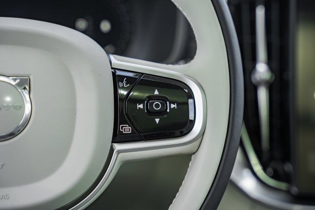 New 2026 Volvo XC90 B6 Ultra w/ Protection Package Premier image 28