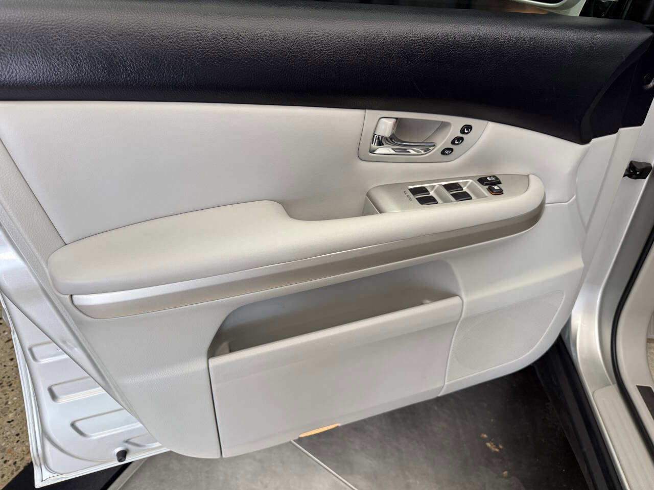 Used 2006 Lexus RX 400h AWD image 18