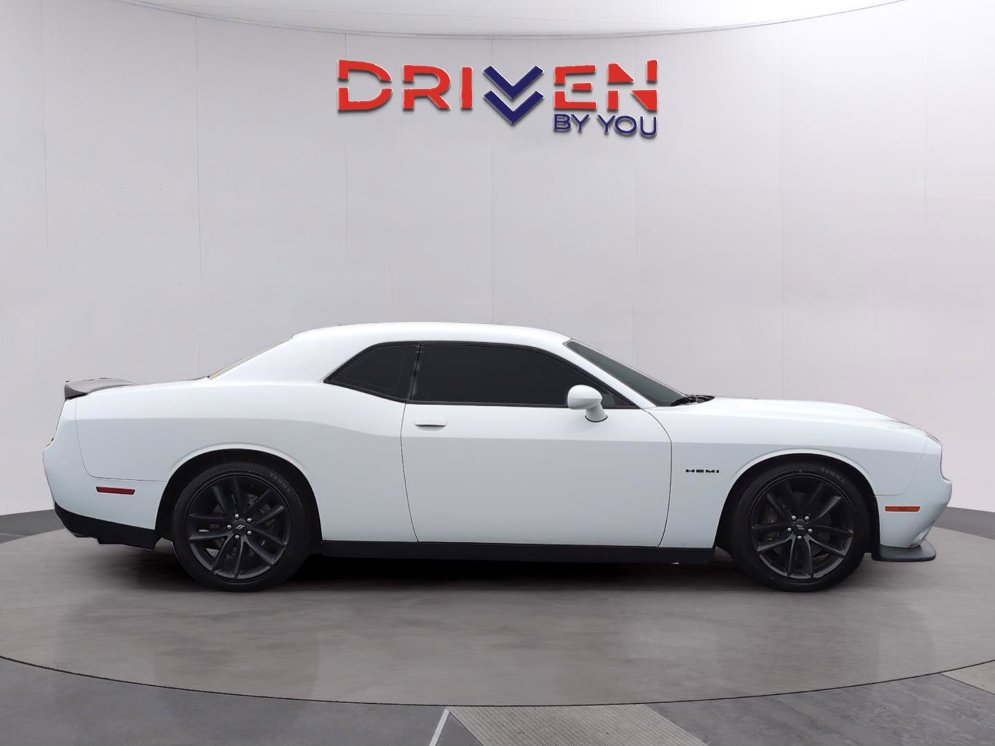 Used 2020 Dodge Challenger R/T w/ Plus Package image 6