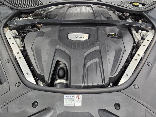 Used 2020 Porsche Panamera RWD image 24