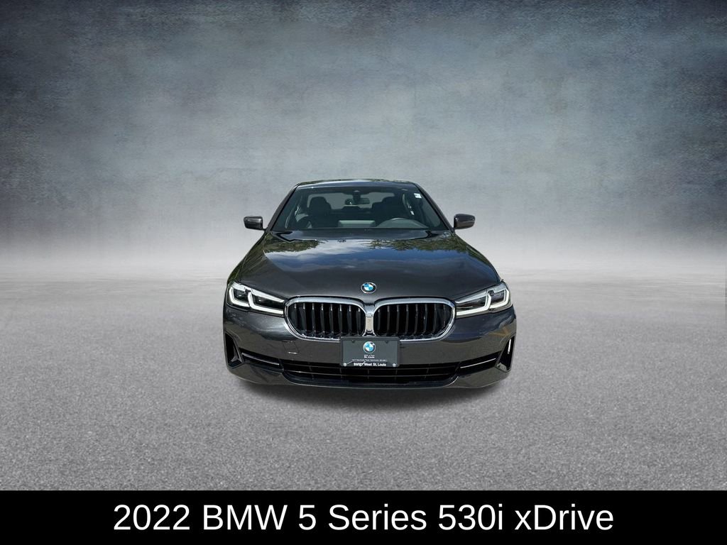 Used 2022 BMW 530i xDrive w/ Convenience Package AWD/4WD image 3