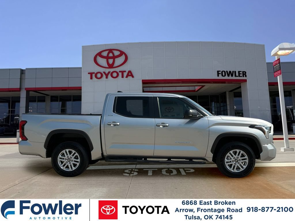 Certified 2025 Toyota Tundra SR5 w/ SR5 Premium Package AWD/4WD image 7