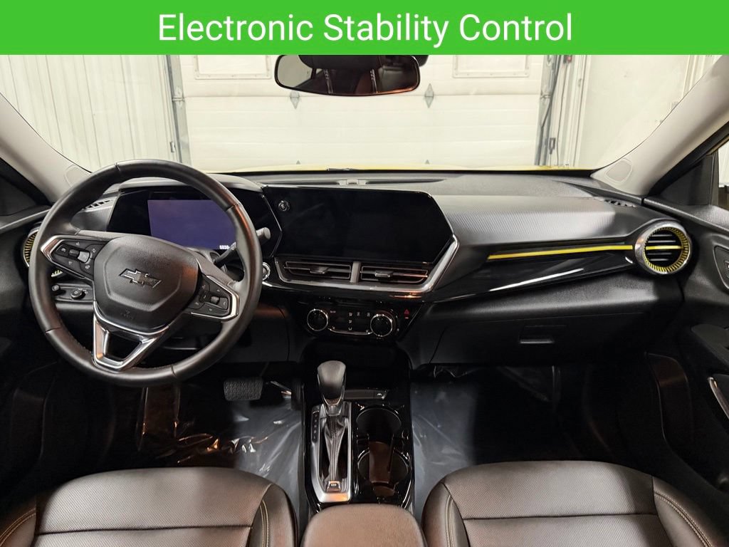 Used 2025 Chevrolet Trax ACTIV w/ Driver Confidence Package FWD image 16