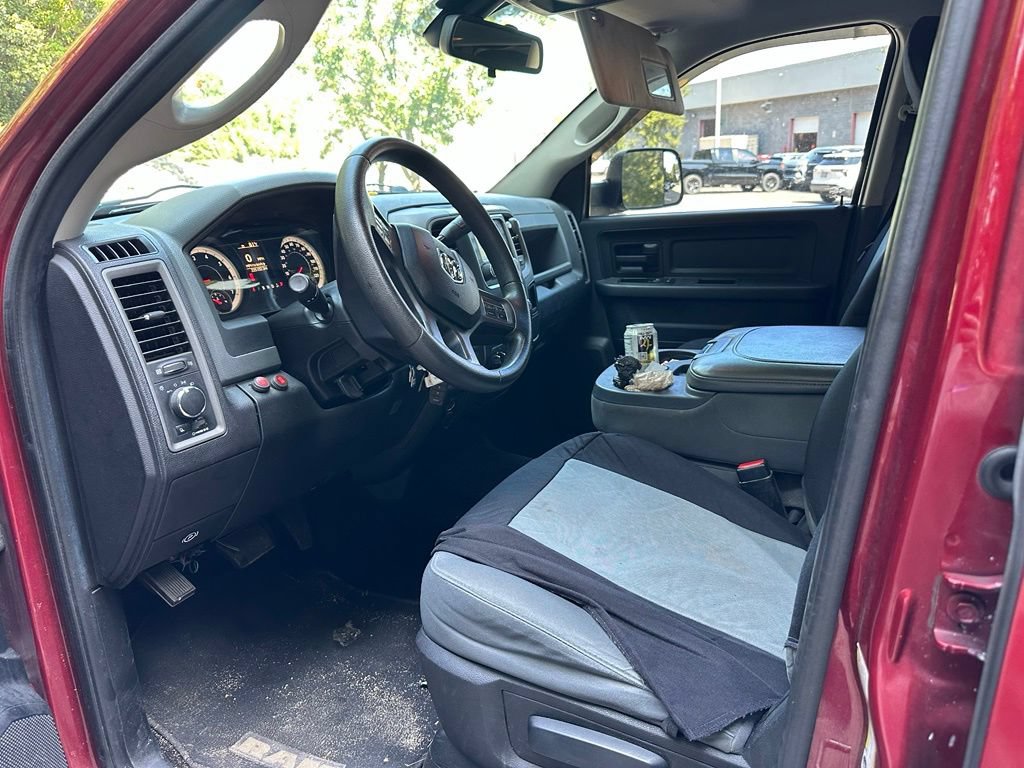 Used 2014 RAM 2500 Tradesman w/ Chrome Appearance Group AWD/4WD image 9
