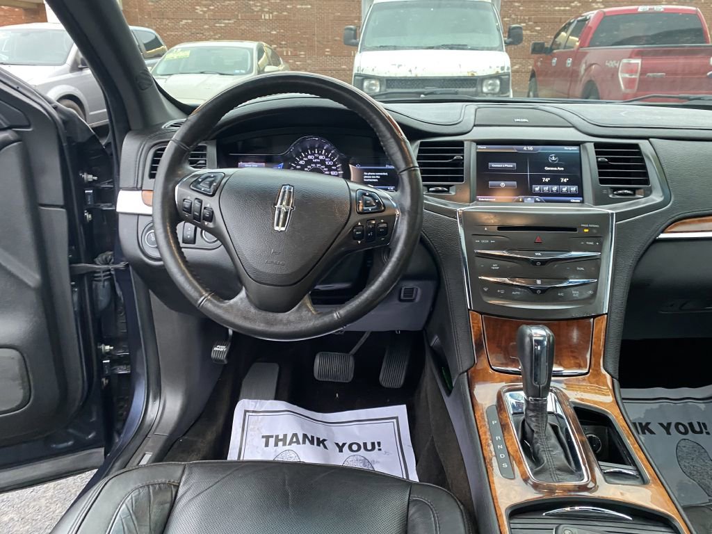 Used 2014 Lincoln MKS AWD w/ Equipment Group 101A image 9