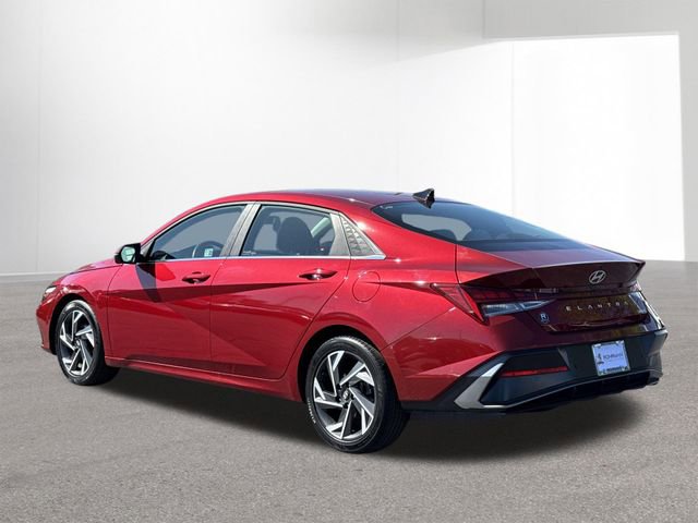 Used 2024 Hyundai Elantra Limited FWD image 30
