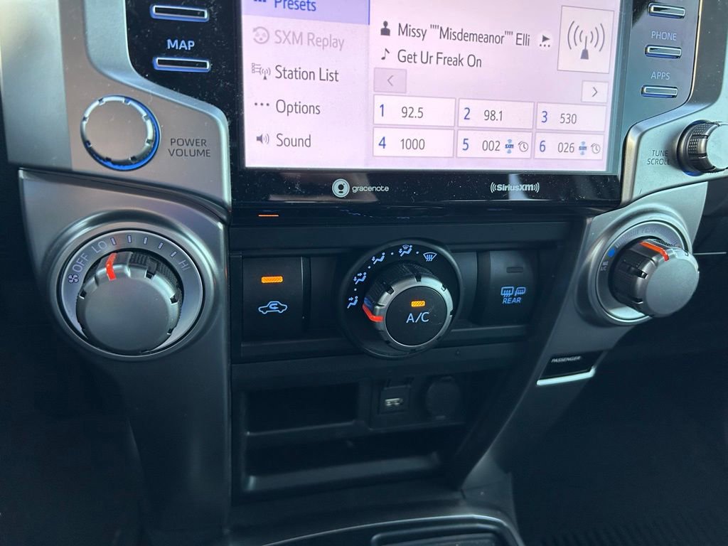 Used 2024 Toyota 4Runner SR5 image 27