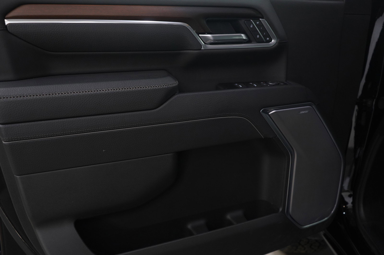 Used 2025 GMC Sierra 2500 Denali image 24