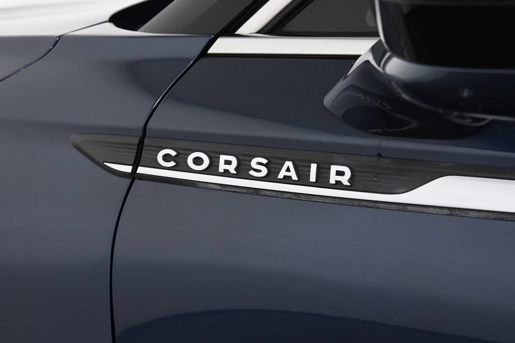 Used 2022 Lincoln Corsair Reserve w/ Equipment Group 201A AWD/4WD image 38