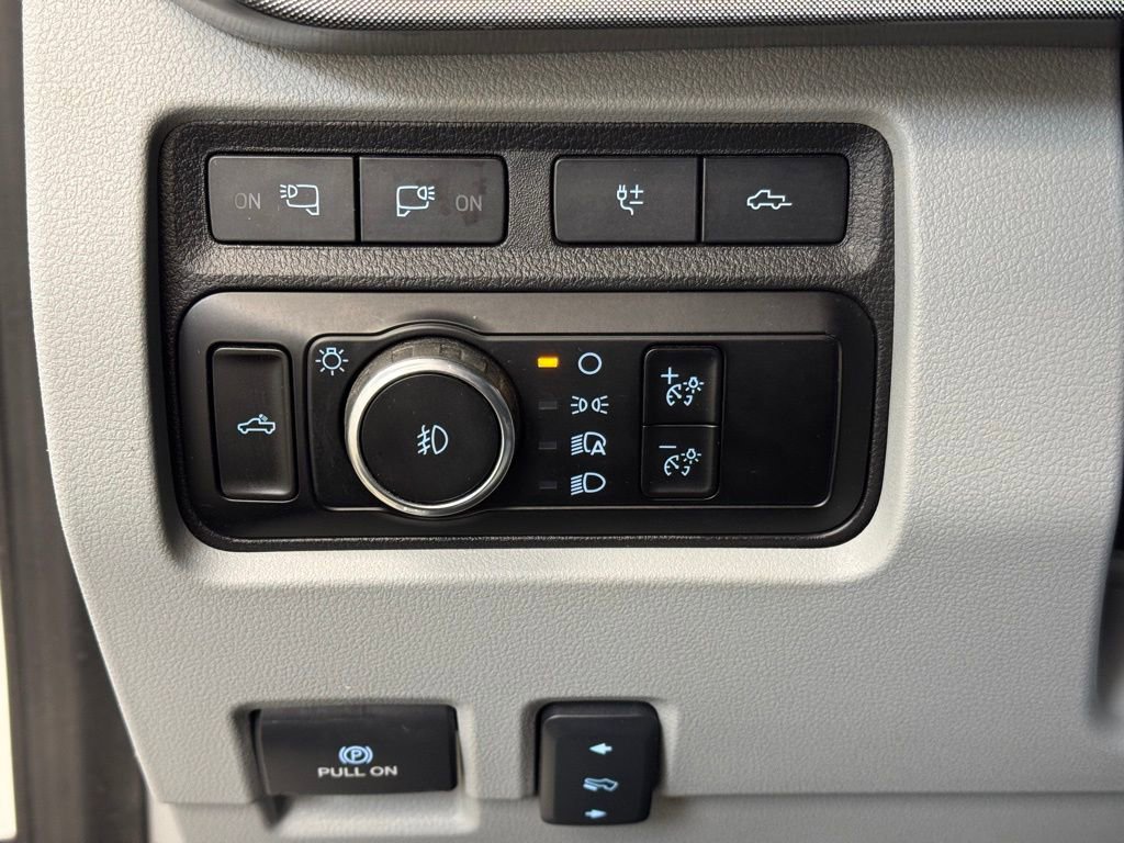 Used 2023 Ford F450 Limited w/ FX4 Off-Road Package AWD/4WD image 30