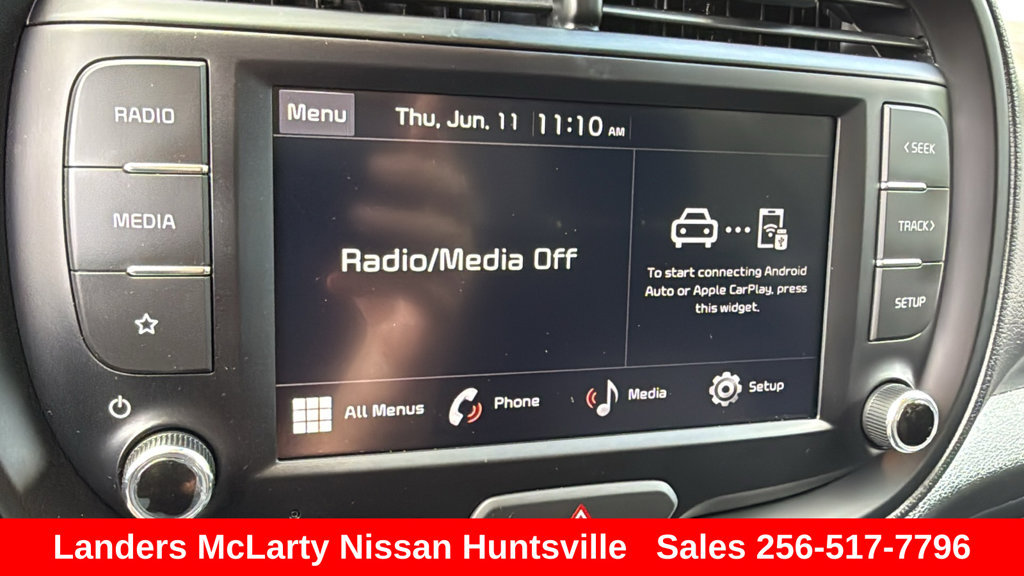Used 2025 Kia Soul LX FWD image 29