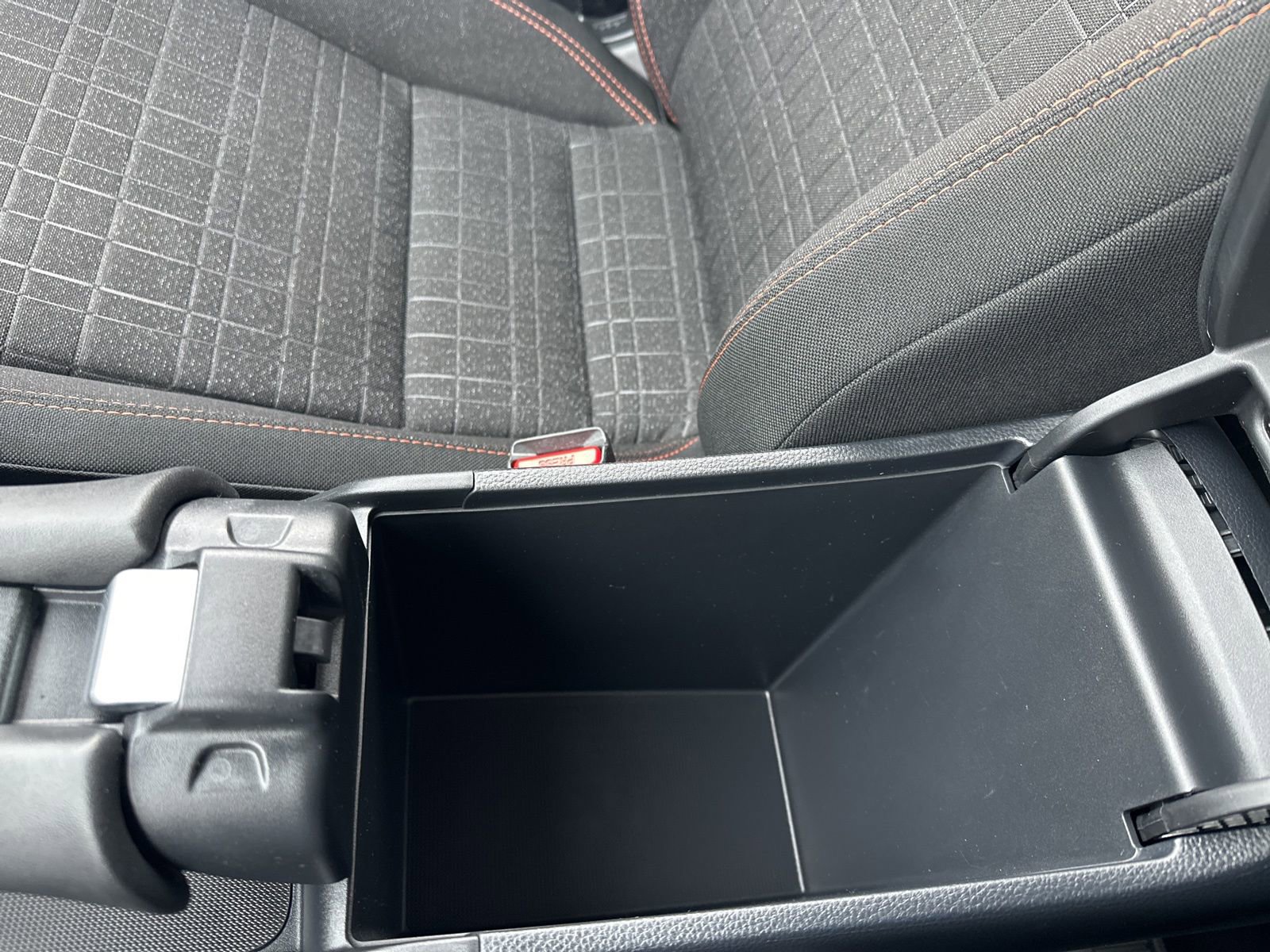 Used 2024 Honda HR-V Sport image 52