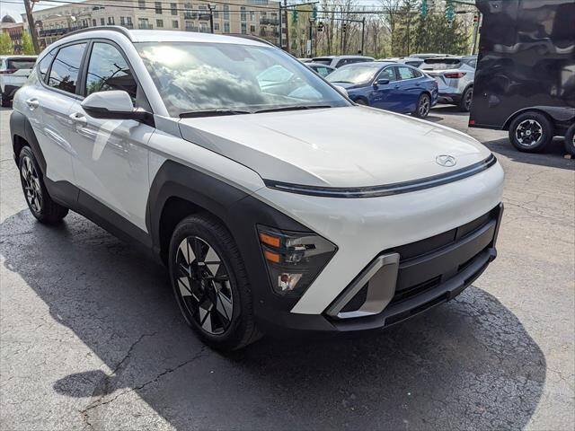 Used 2024 Hyundai Kona SEL FWD image 6