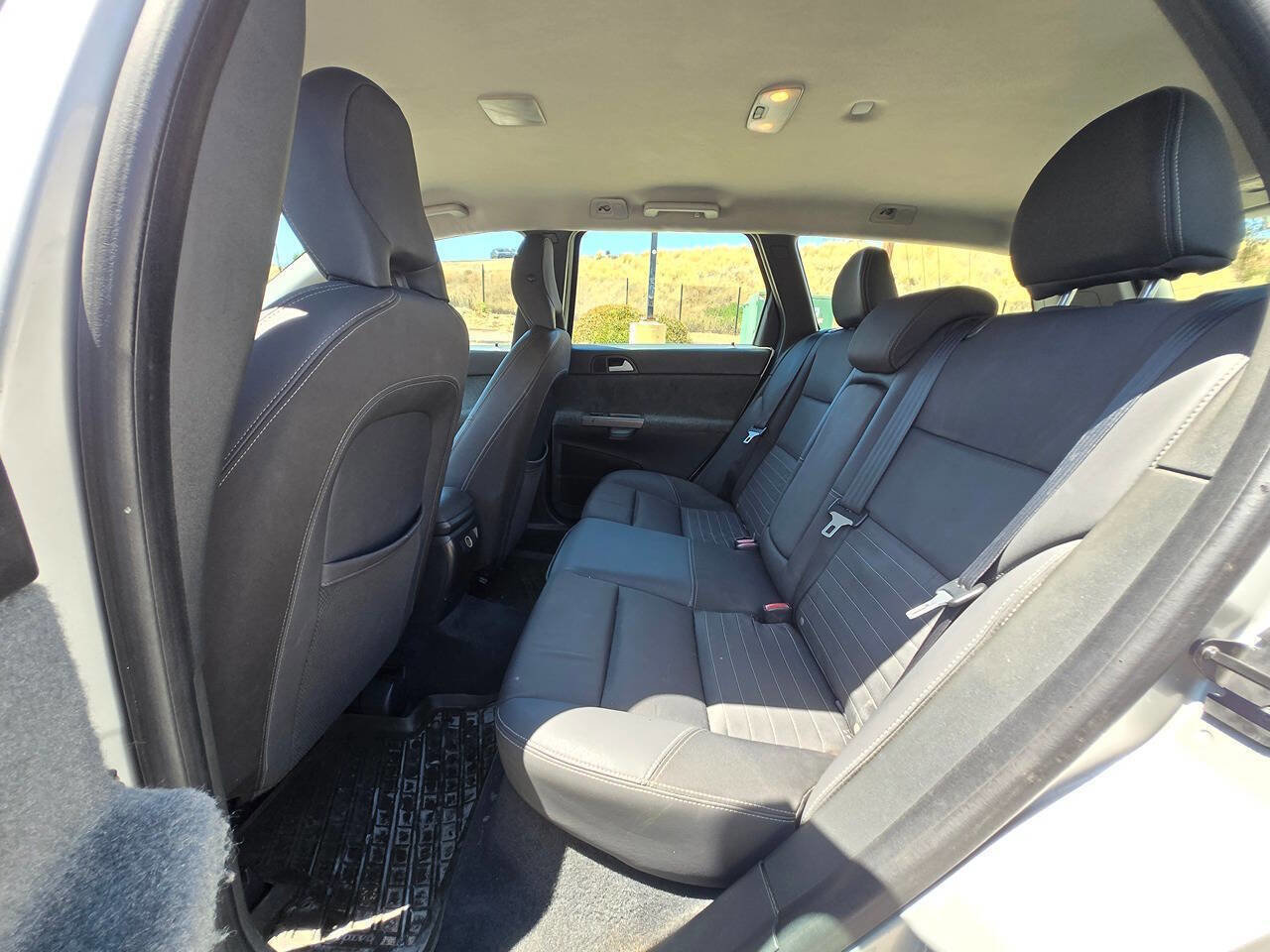 Used 2007 Volvo V50 2.4i FWD image 24