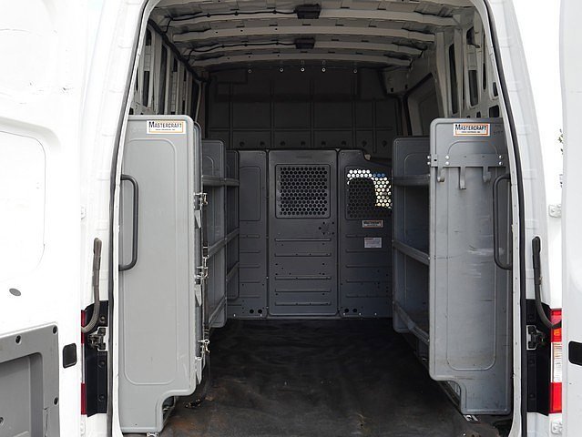 Used 2018 Nissan NV 2500 SV image 36