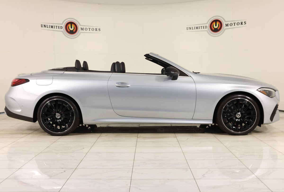 Used 2024 Mercedes-Benz CLE 300 4MATIC Cabriolet image 2