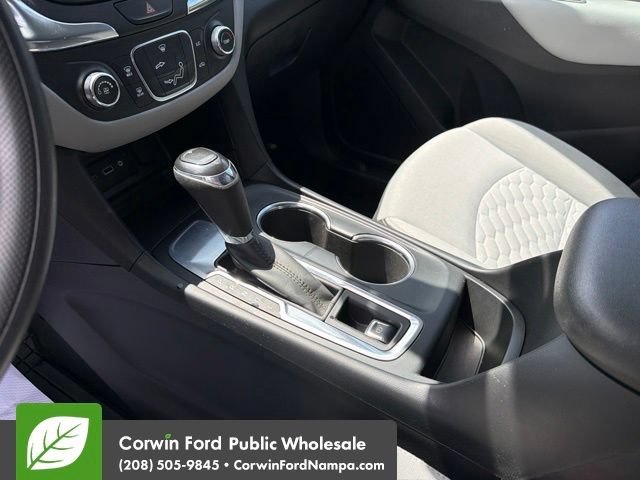 Used 2019 Chevrolet Equinox LS w/ LS Convenience Package FWD image 22