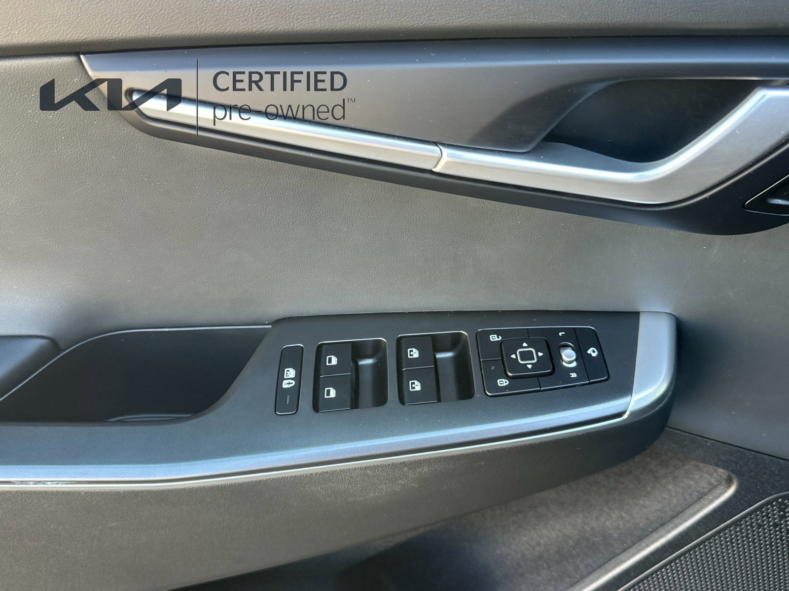 Certified 2024 Kia EV6 Light RWD image 12