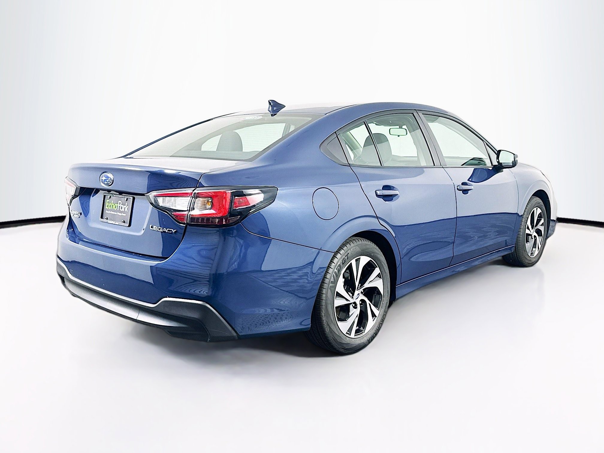 Used 2025 Subaru Legacy Premium AWD/4WD image 9