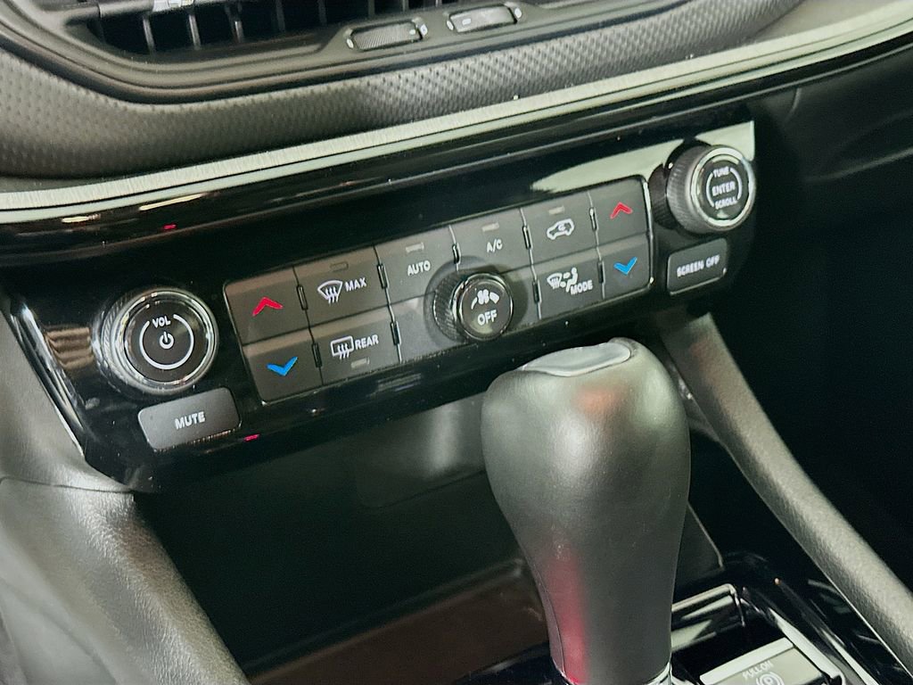 Certified 2025 Jeep Compass Trailhawk w/ Trailhawk Elite Group image 26