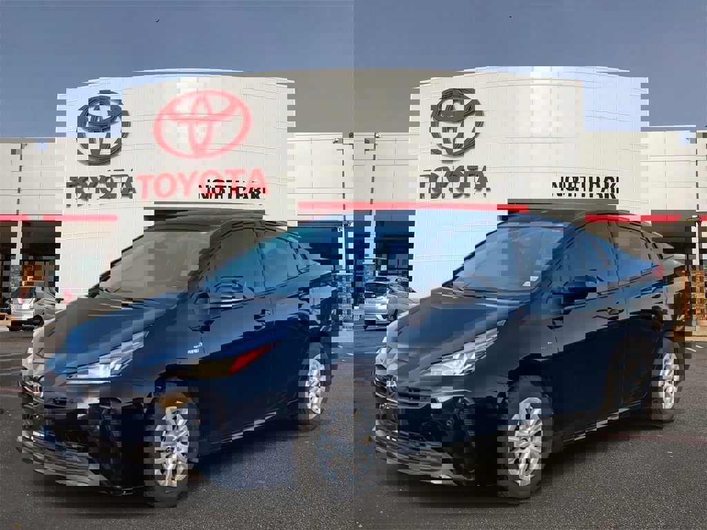 Certified 2022 Toyota Prius LE