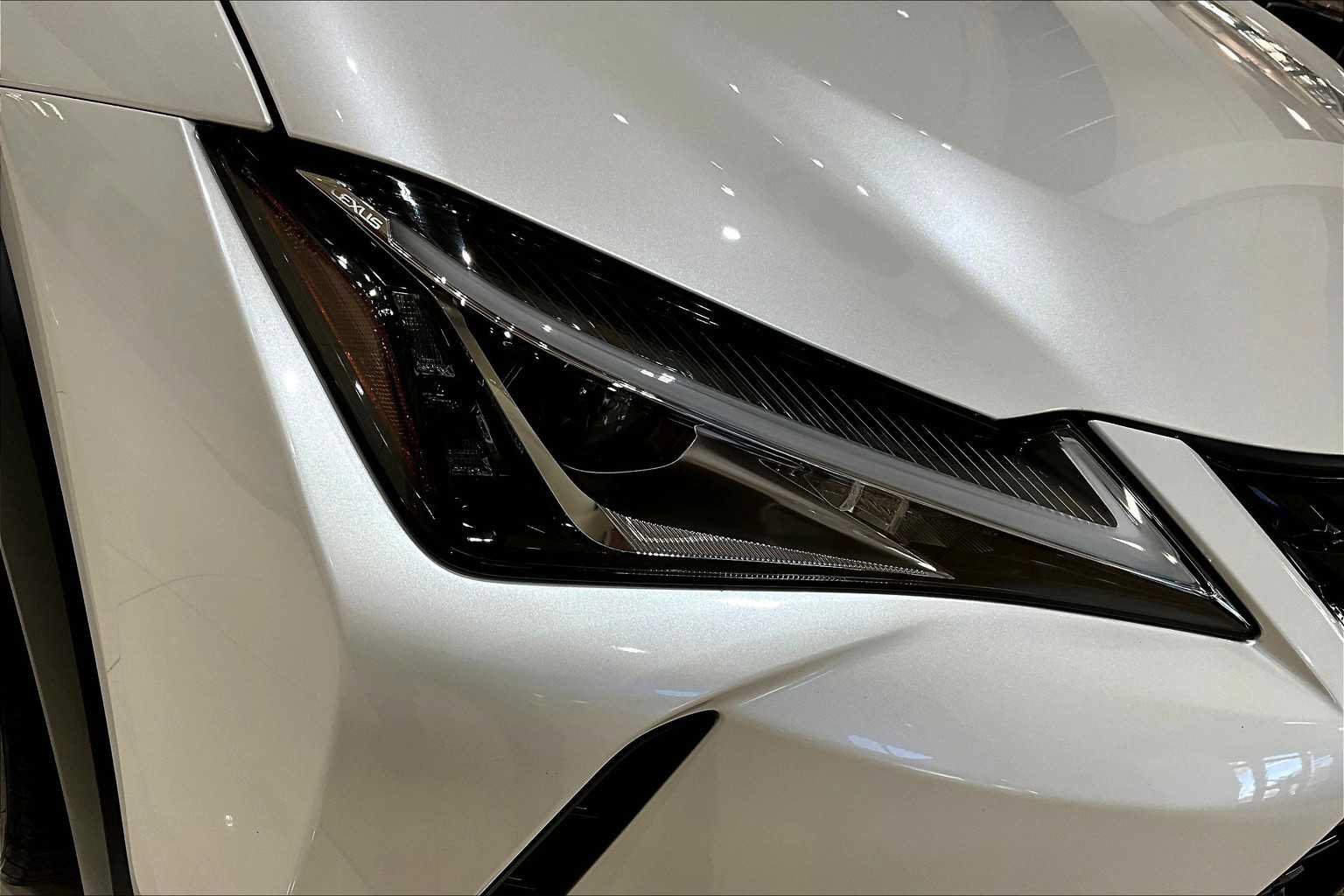 Used 2022 Lexus UX 200 w/ Accessory Package (Z1) FWD image 26