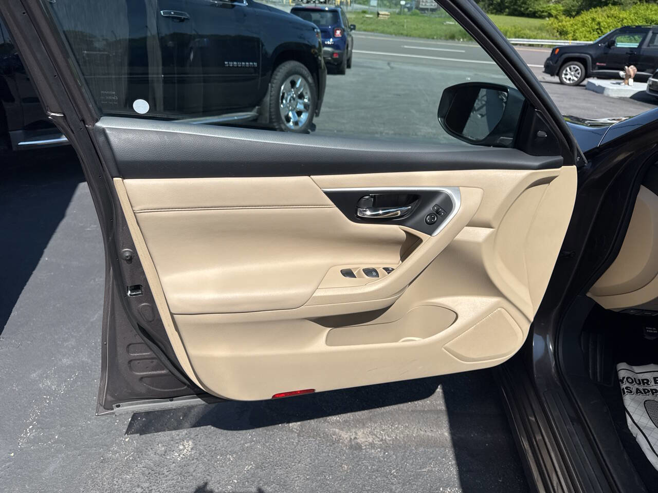 Used 2016 Nissan Altima 2.5 SL w/ 2.5 Technology w/LED Package image 14