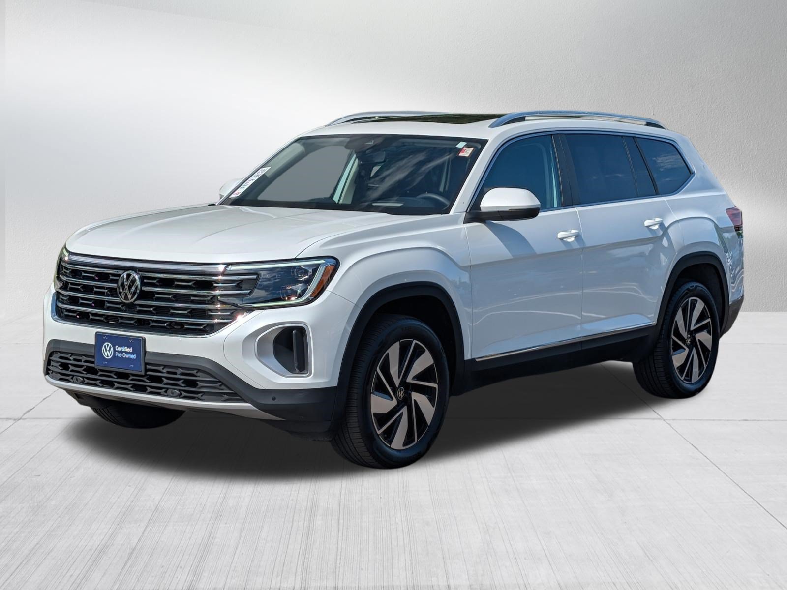 Certified 2024 Volkswagen Atlas SEL AWD/4WD image 3