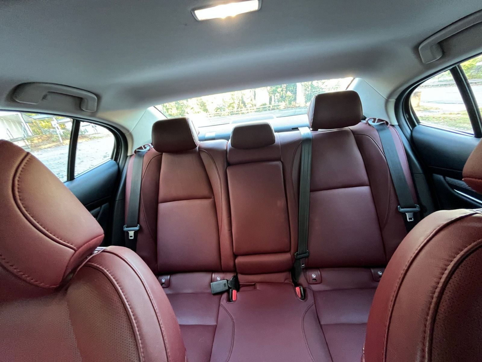 Used 2025 MAZDA MAZDA3 s image 33